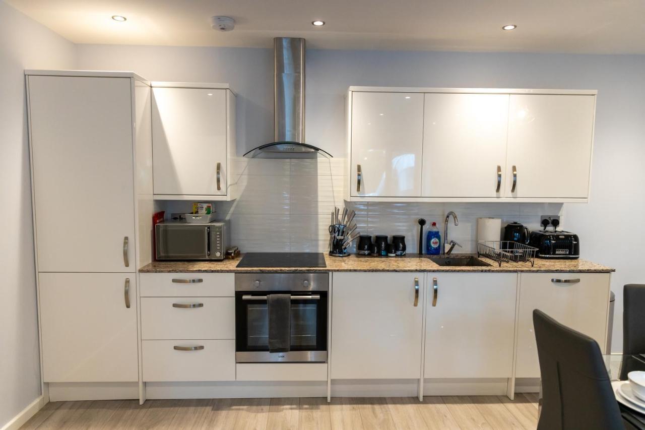 Zen Quality Flats: Cozy Heathrow * Hounslow